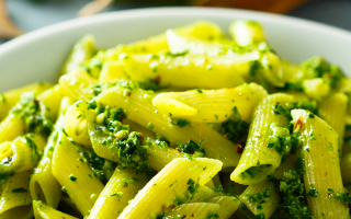 Penne au pesto basilic