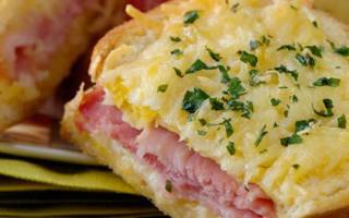 Croque monsieur croustillant à la poêle