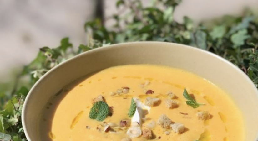 Velouté de carottes parfumé au curcuma